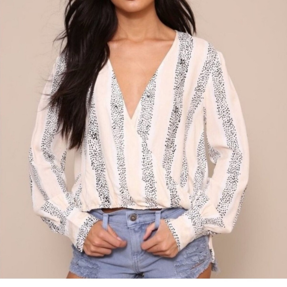 MINKPINK Cream Long Sleeve Crop Blouse